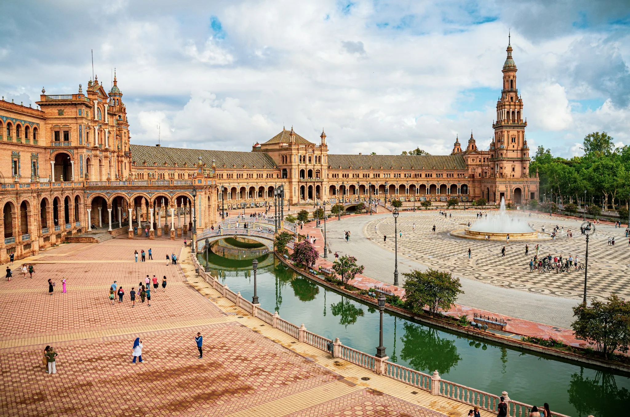 Sevilla, Plaza de España